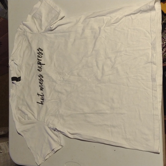 Hot mess express Tshirt size XL - Picture 1 of 5